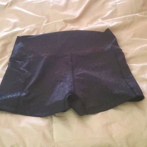 CVG 2.5" black leapord shorts